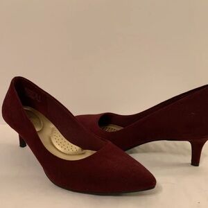 Kittenish Deep Red Women's Heels
